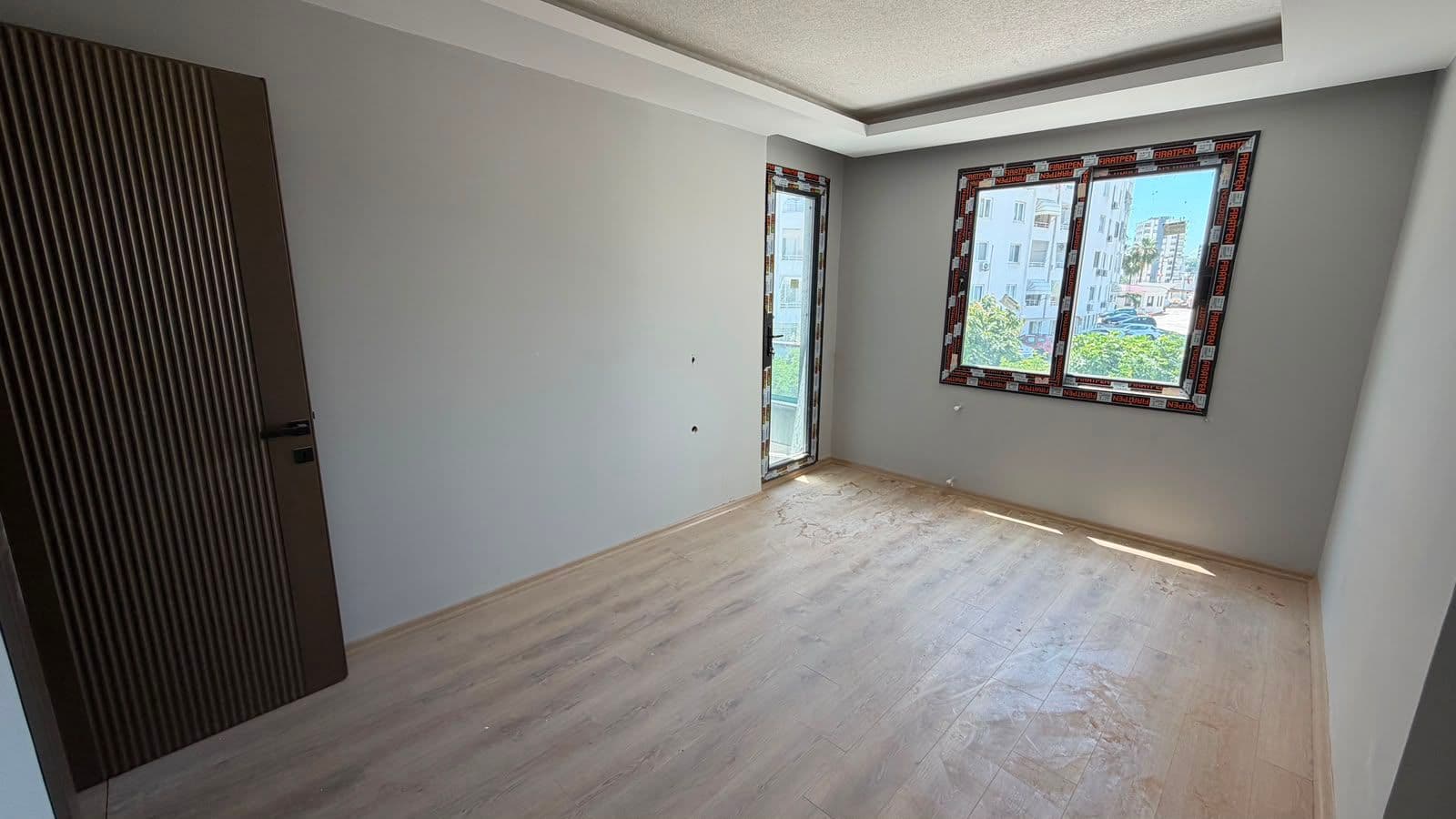 Mersin Davultepe'de Denize Sıfır 7+1 Triplex Villa 23