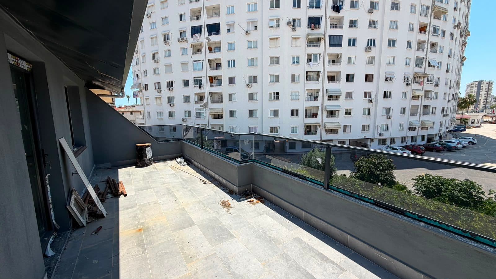 Mersin Davultepe'de Denize Sıfır 7+1 Triplex Villa 34