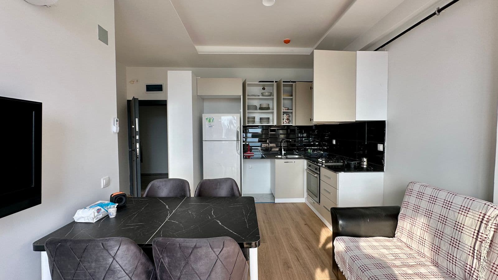 MERSİN TÖMÜK’TE SEZONLUK DAİRE 2