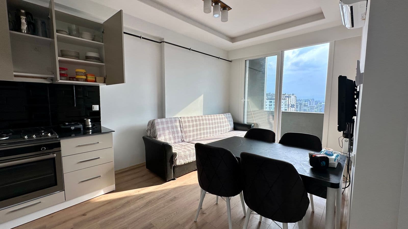 MERSİN TÖMÜK’TE SEZONLUK DAİRE 3
