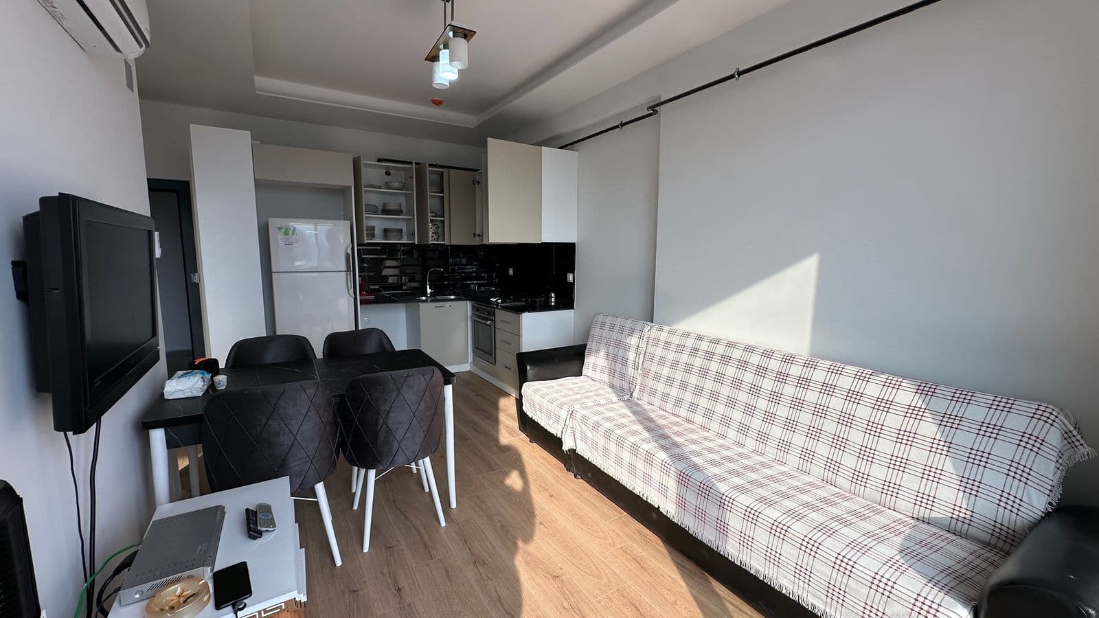 MERSİN TÖMÜK’TE SEZONLUK DAİRE 12