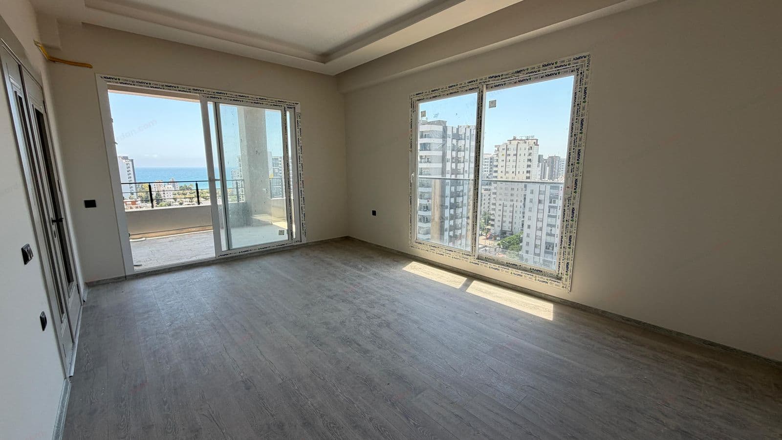 Mersin Tece'de Deniz Manzaralı 2+1 Satılık Daire 7