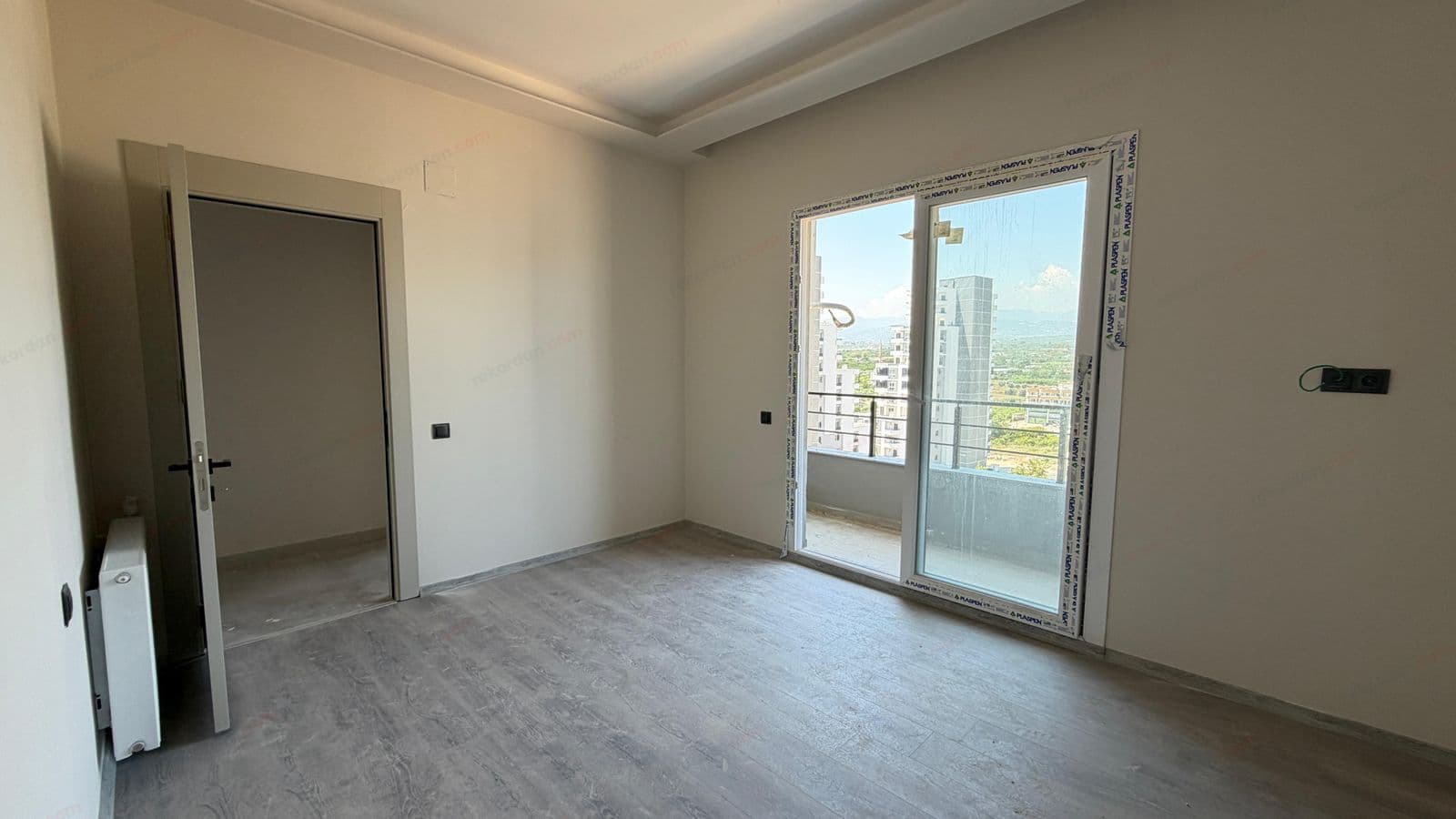 Mersin Tece'de Deniz Manzaralı 2+1 Satılık Daire 11