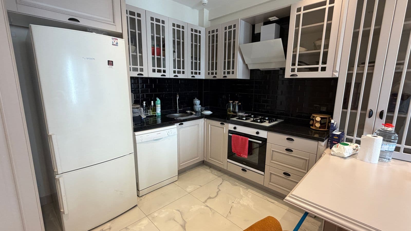 Mersin Arpaçbahşiş'de 1+1 Deniz Manzaralı Eşyalı Daire 7