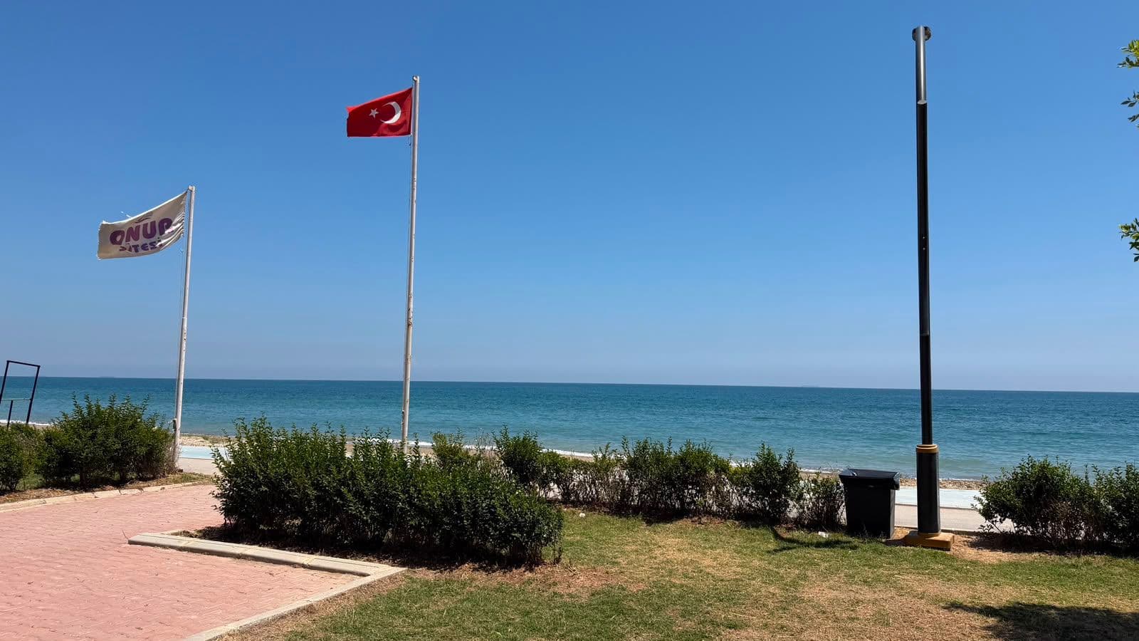 Mersin Davultepe'de Denize Sıfır 7+1 Triplex Villa 7