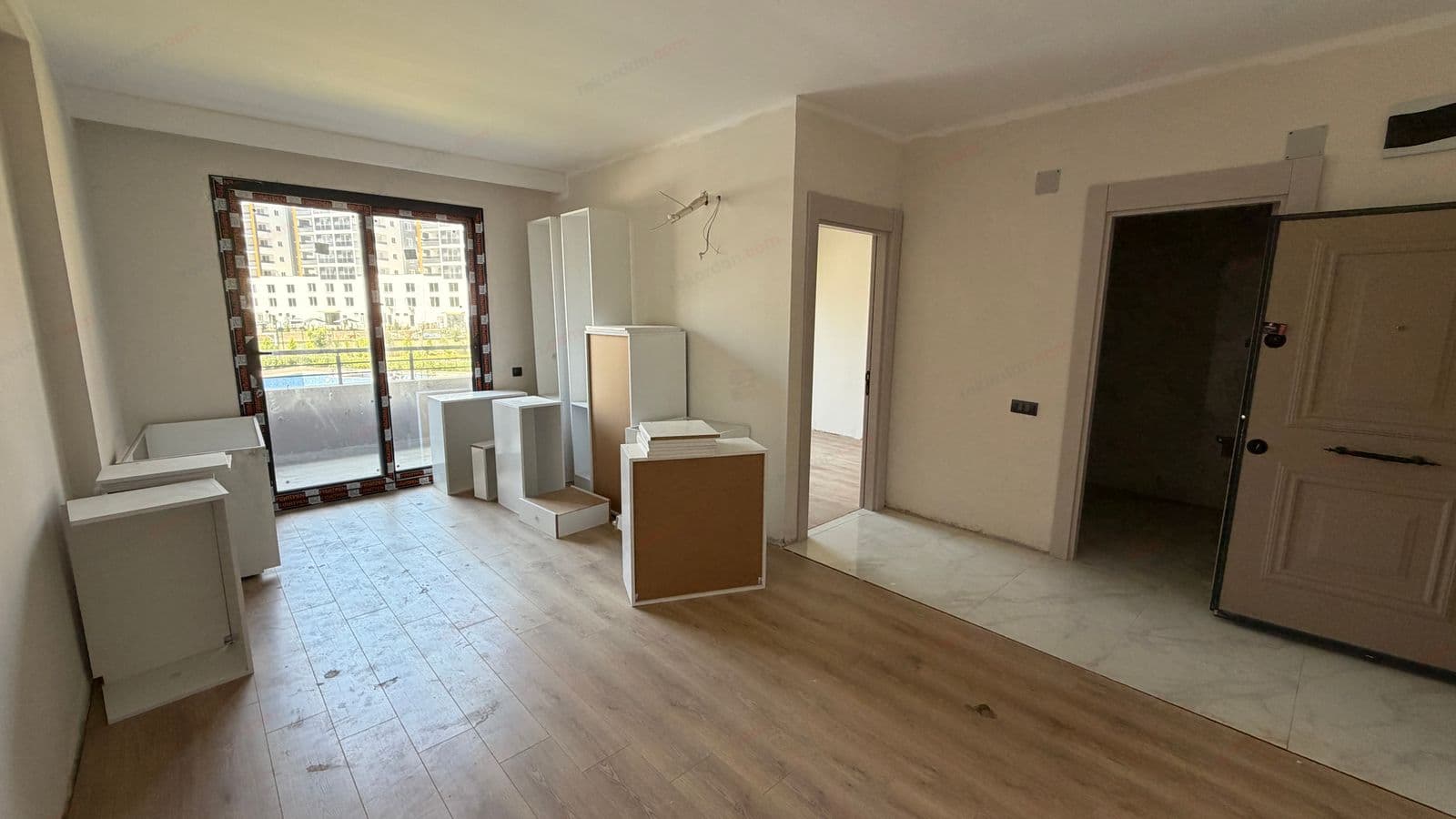 REKORDAN, MERSİN TÖMÜK MAHALLESİNDE SATILIK MODERN 2+1 DAİRE 19